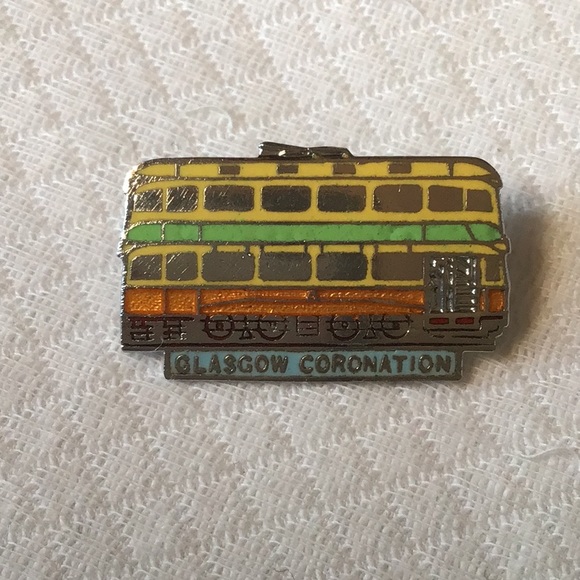 VTG Enamel Pin from Glasgow Coronation.Perfectly kept,mint condition - Picture 4 of 4